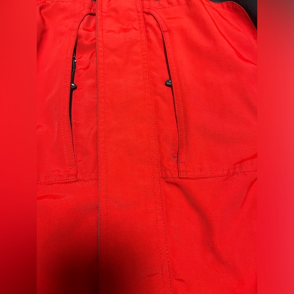 Obermeyer ATC Red & Black Ski Snowboard Jacket Mens Sz M Hood Zip Pockets lined - Picture 16 of 16